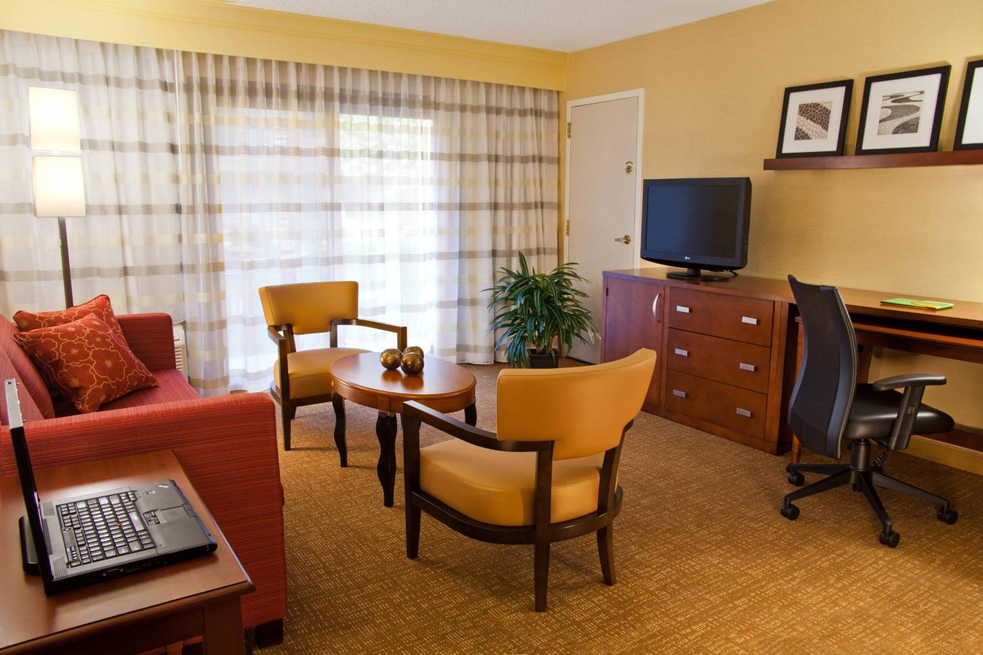 Courtyard Spokane Downtown At The Convention Center Ngoại thất bức ảnh
